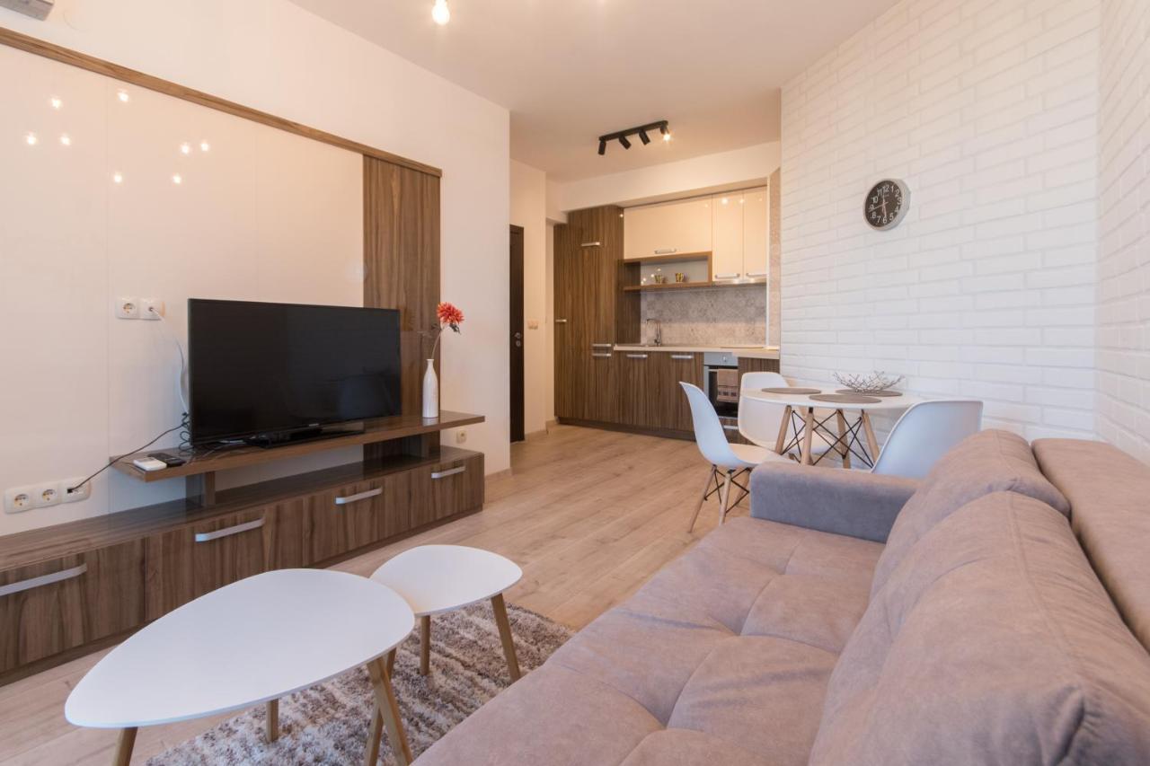 City Apartments Triumph Varna Exterior foto