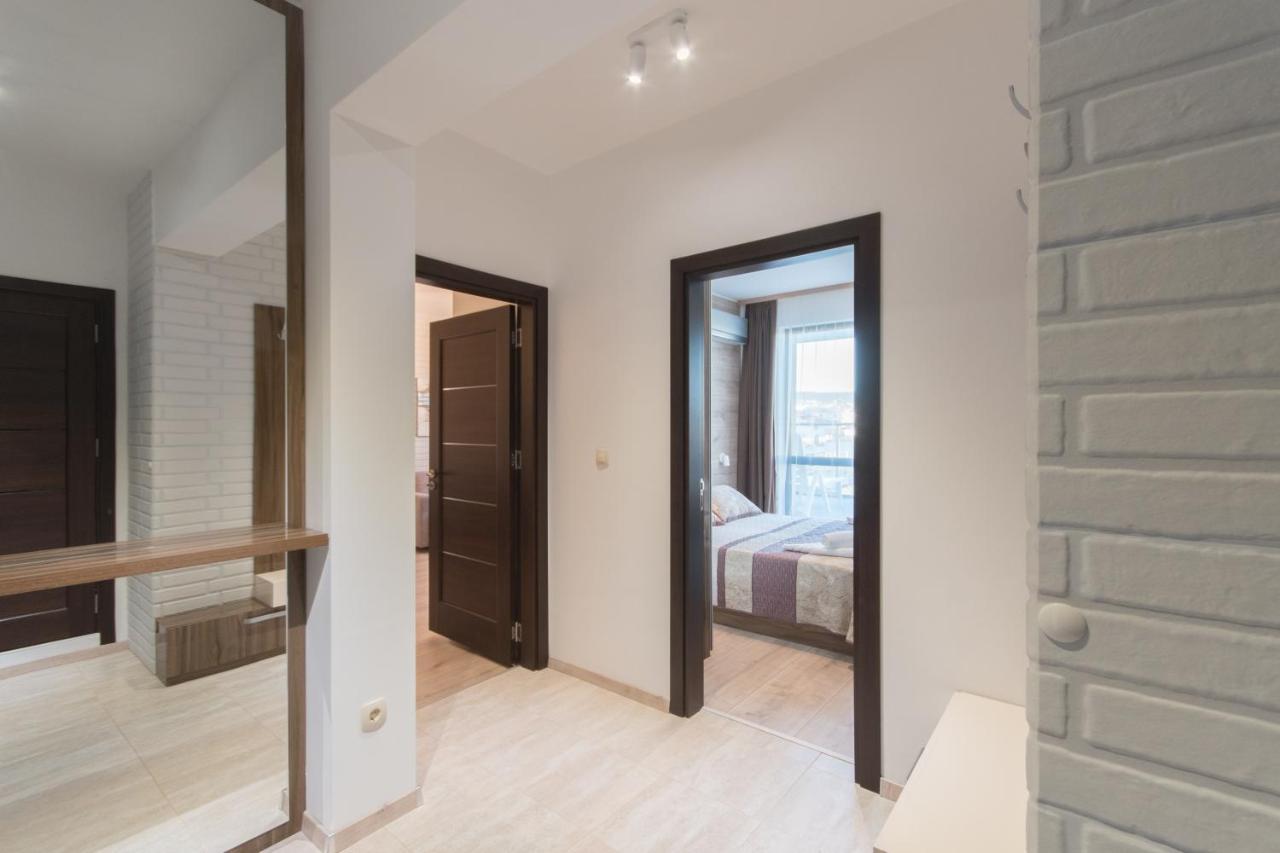 City Apartments Triumph Varna Exterior foto