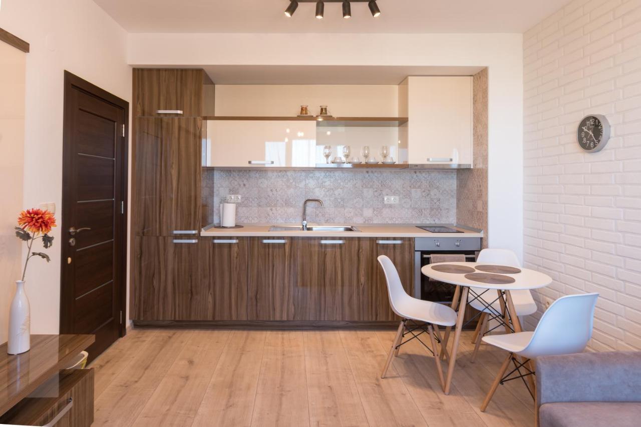 City Apartments Triumph Varna Exterior foto